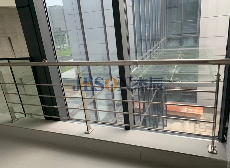 杰辰立柱 杰辰立柱