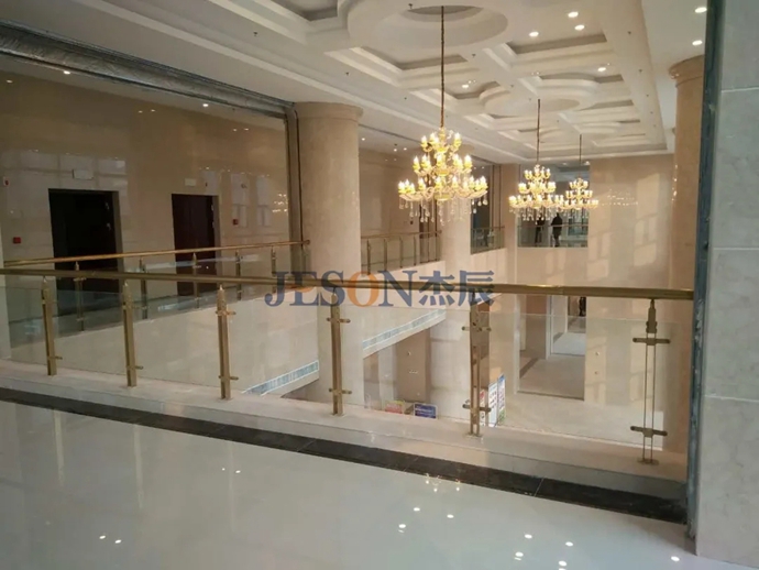 杰辰立柱 杰辰立柱