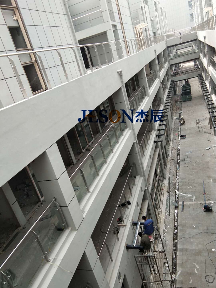 杰辰立柱 杰辰立柱