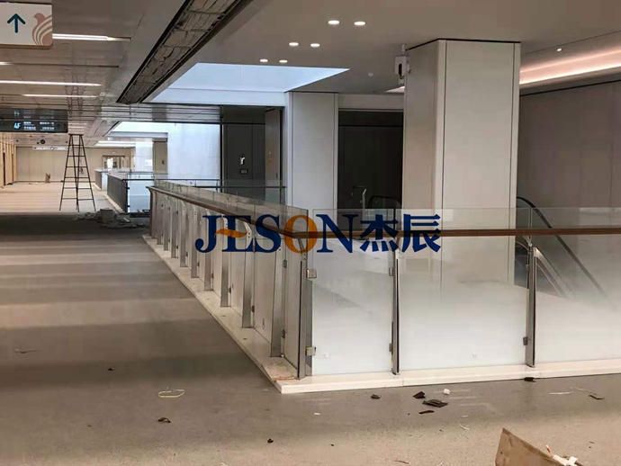 杰辰立柱 杰辰立柱